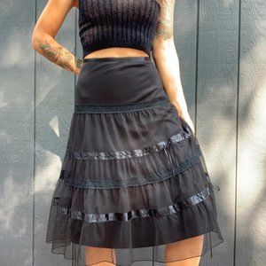 Vintage Express black mesh tiered midi Sz 7/8